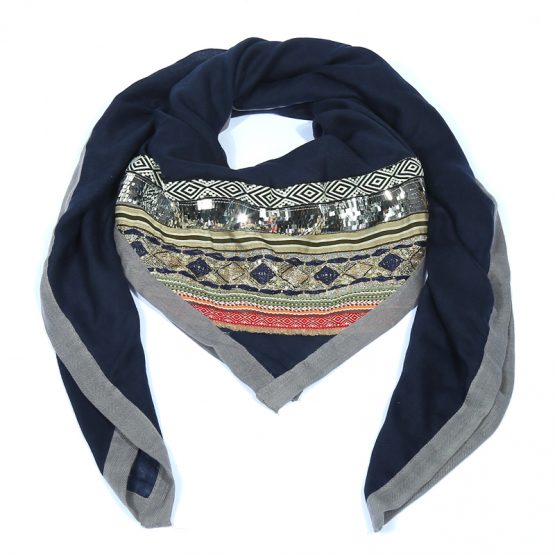 prachtige sjaal arabian fantasy afgewerkt met pailletten en borduursels
